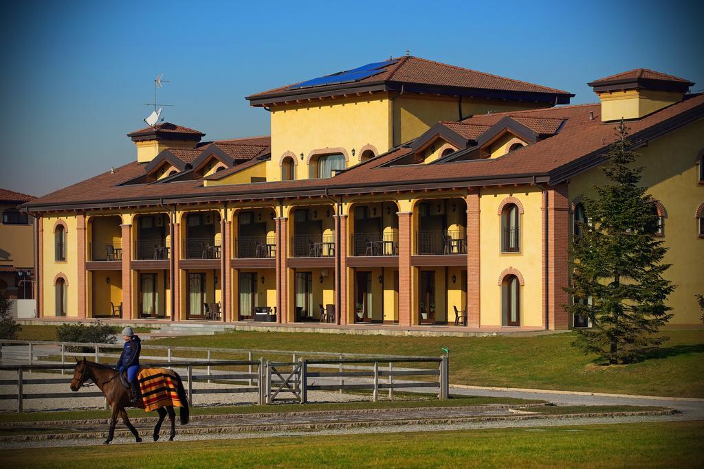 Agriturismo Il Boschetto Ornago Exterior foto